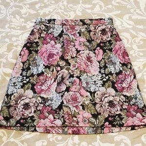 H&M High Waist Mini Jaquard Floral Skirt